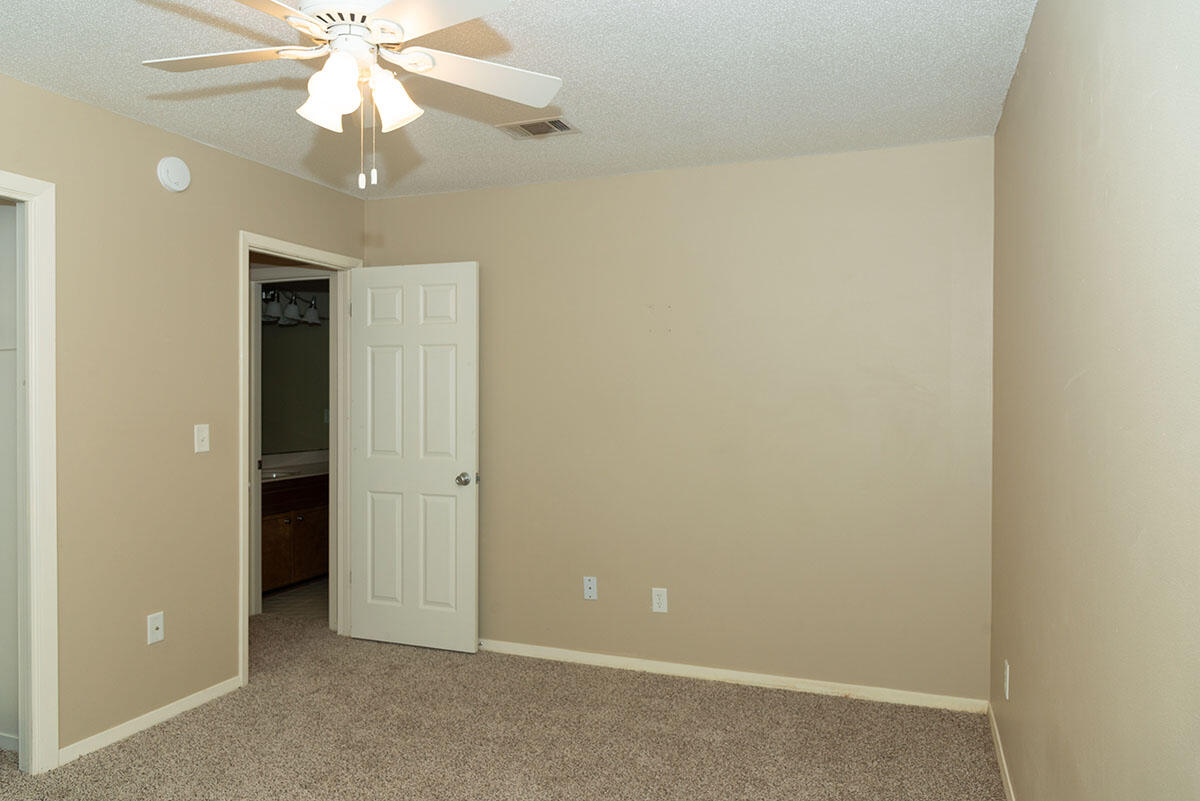 OVERBROOK 2ND ADDN - Residential Lease