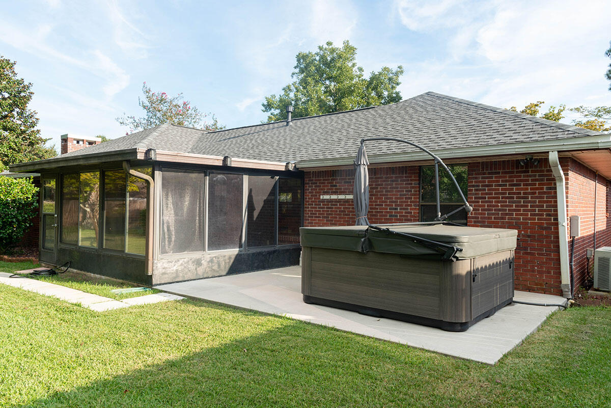 OVERBROOK 2ND ADDN - Residential Lease