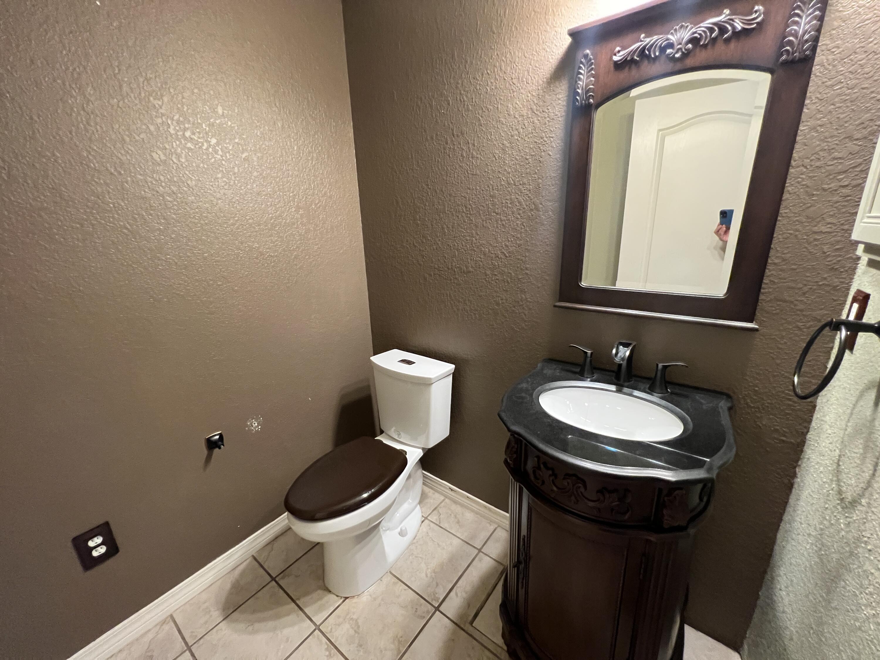 DRIFTWOOD ESTATES - Residential Lease
