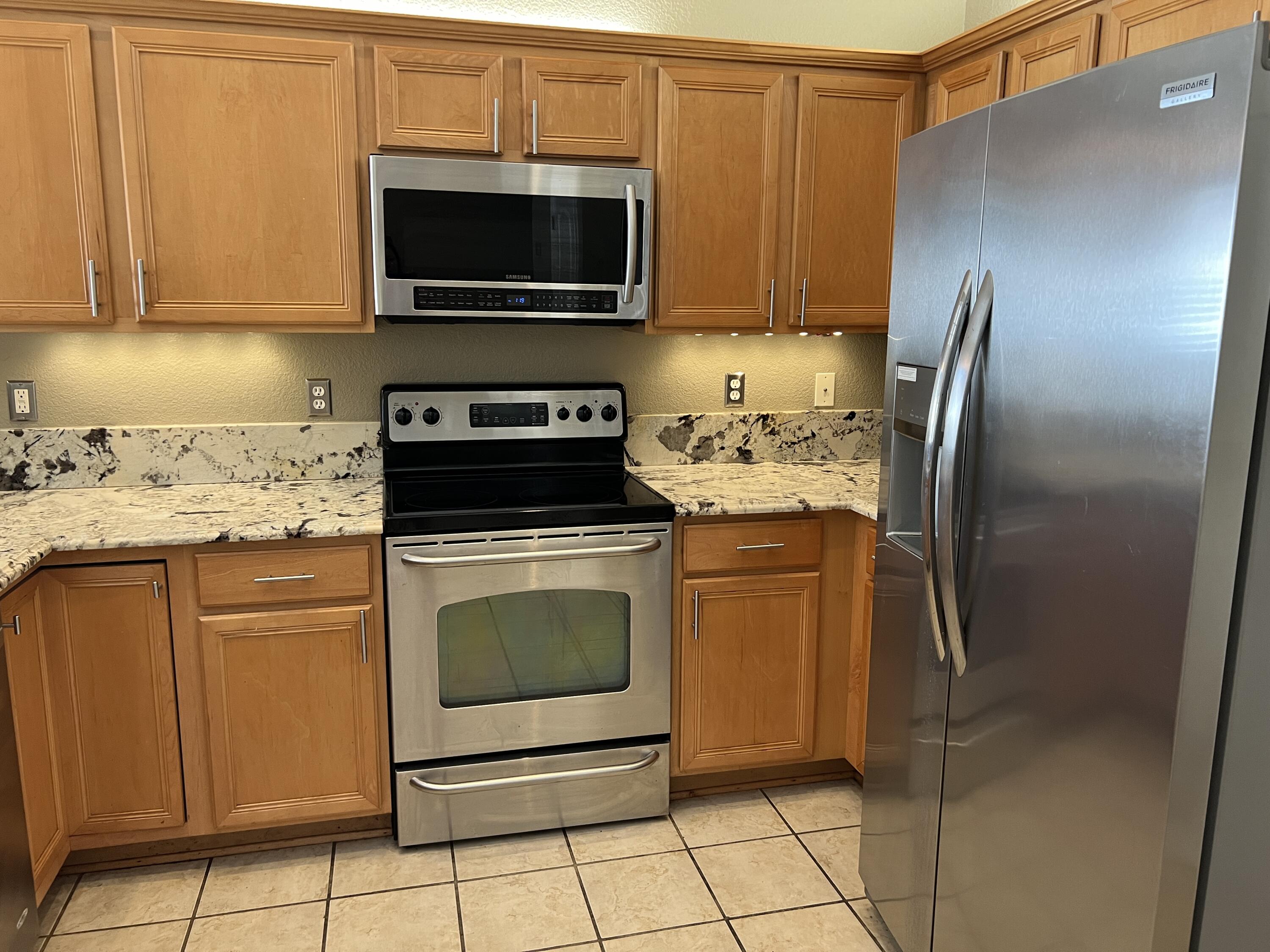 DRIFTWOOD ESTATES - Residential Lease