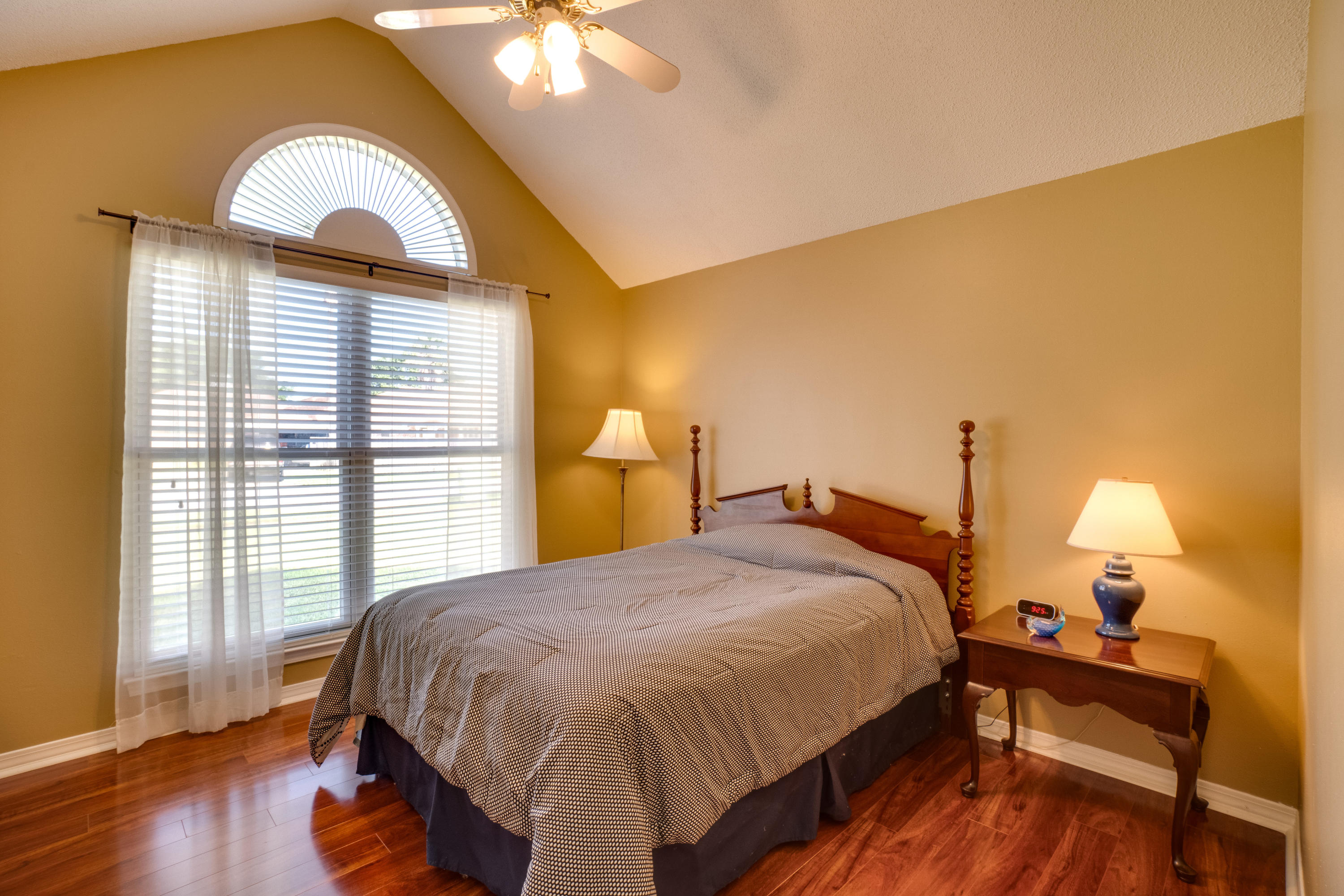 RIDGE WOOD MANOR - Residential