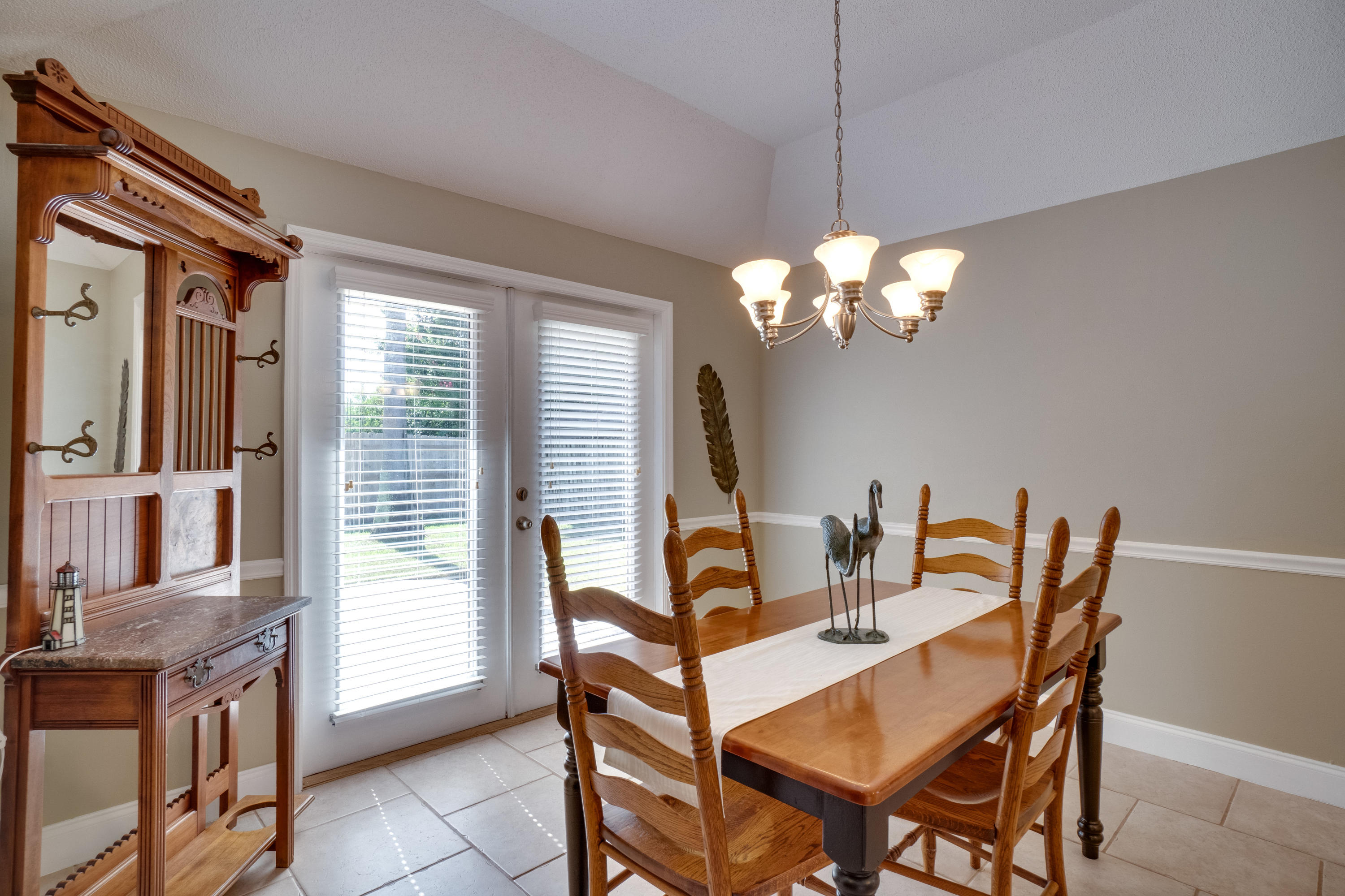 RIDGE WOOD MANOR - Residential