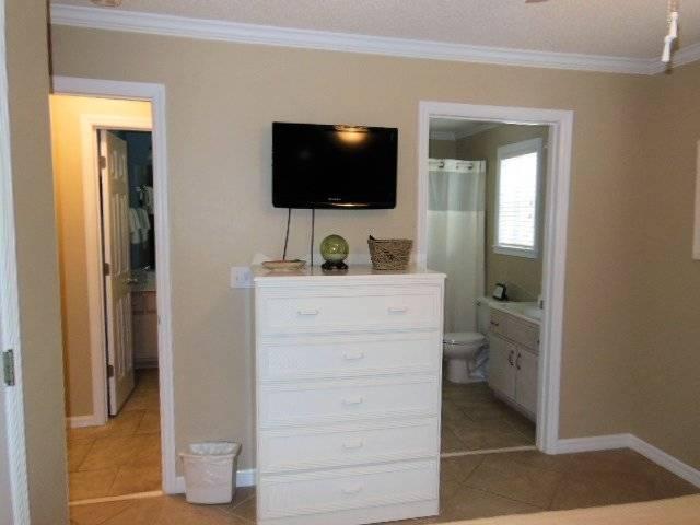 BEACHSIDE VILLAS CONDO - Residential