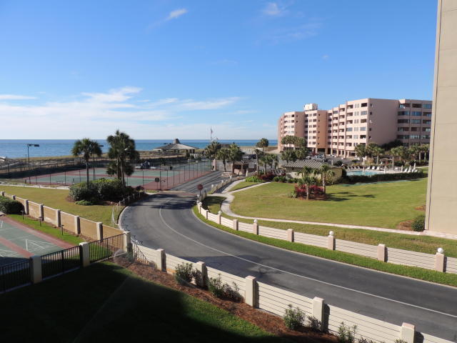 Jetty East Condominium - Residential