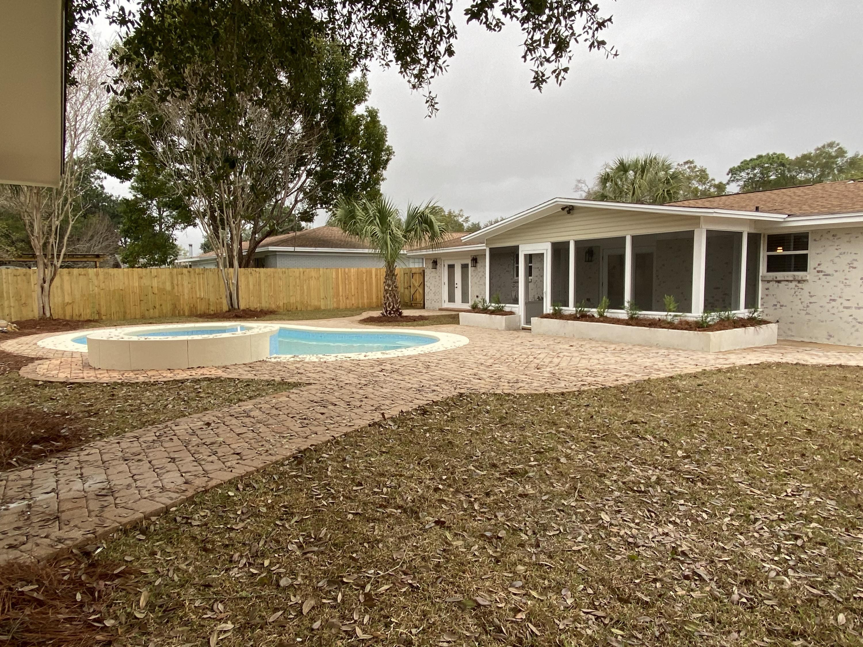 PALM ESTATES UNIT 1 - Residential