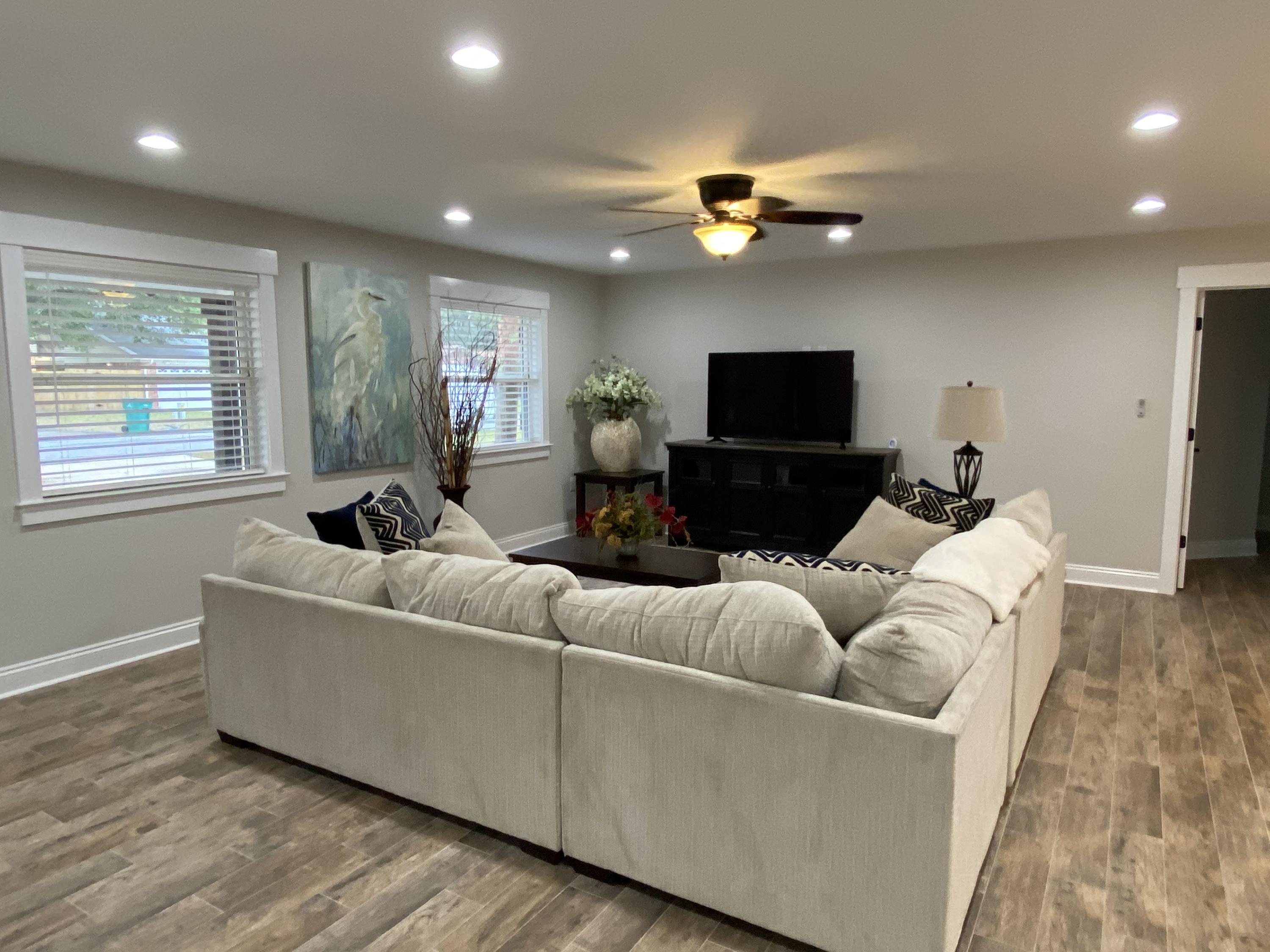 PALM ESTATES UNIT 1 - Residential