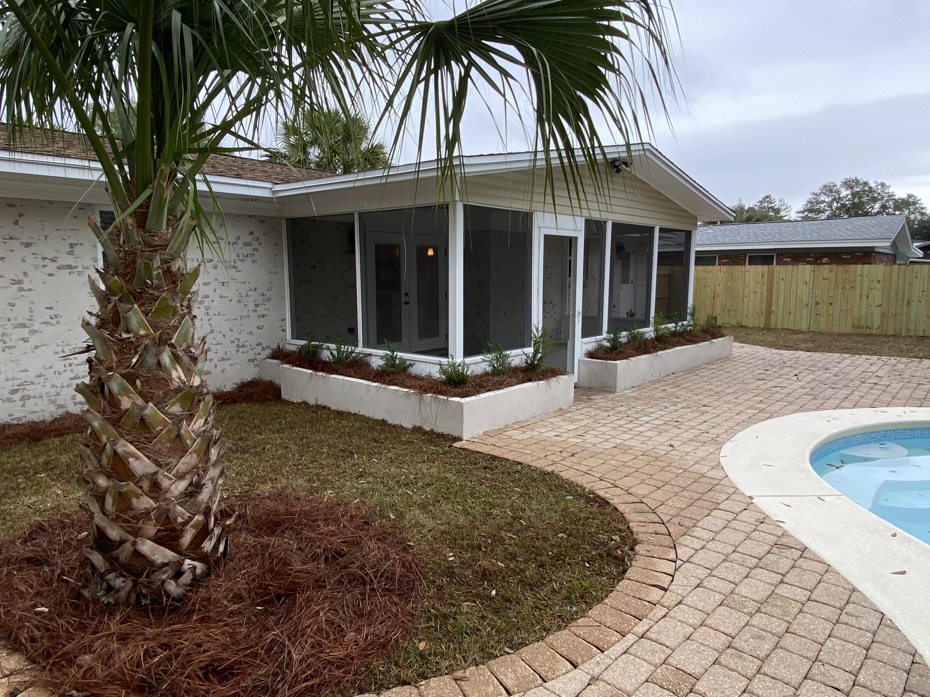 PALM ESTATES UNIT 1 - Residential