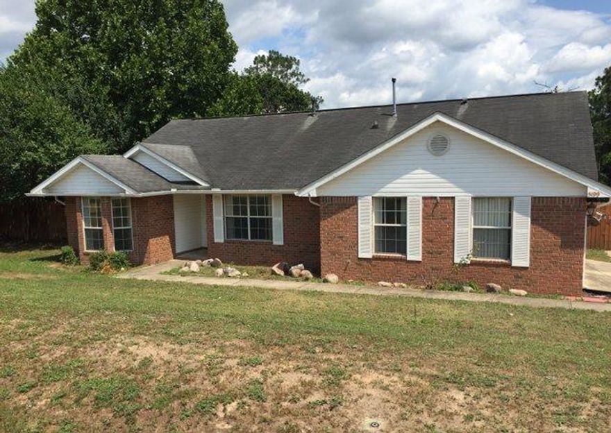 REO ~ Spacious 3 Bd / 2 Ba all brick home will make great starter home... The living room is open to the kitchen with over sized nook area. The large fenced back yard has plenty of room for entertaining. Don't miss out on this great home.