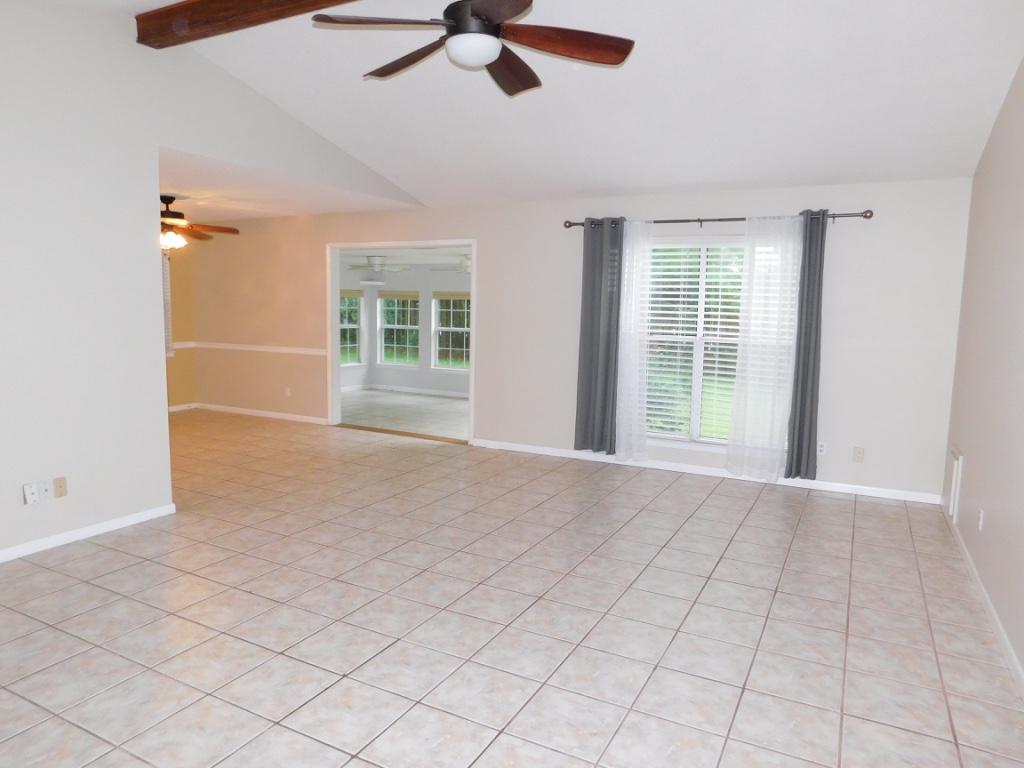 PARKWOOD LANE BLUEWATER BAY - Residential