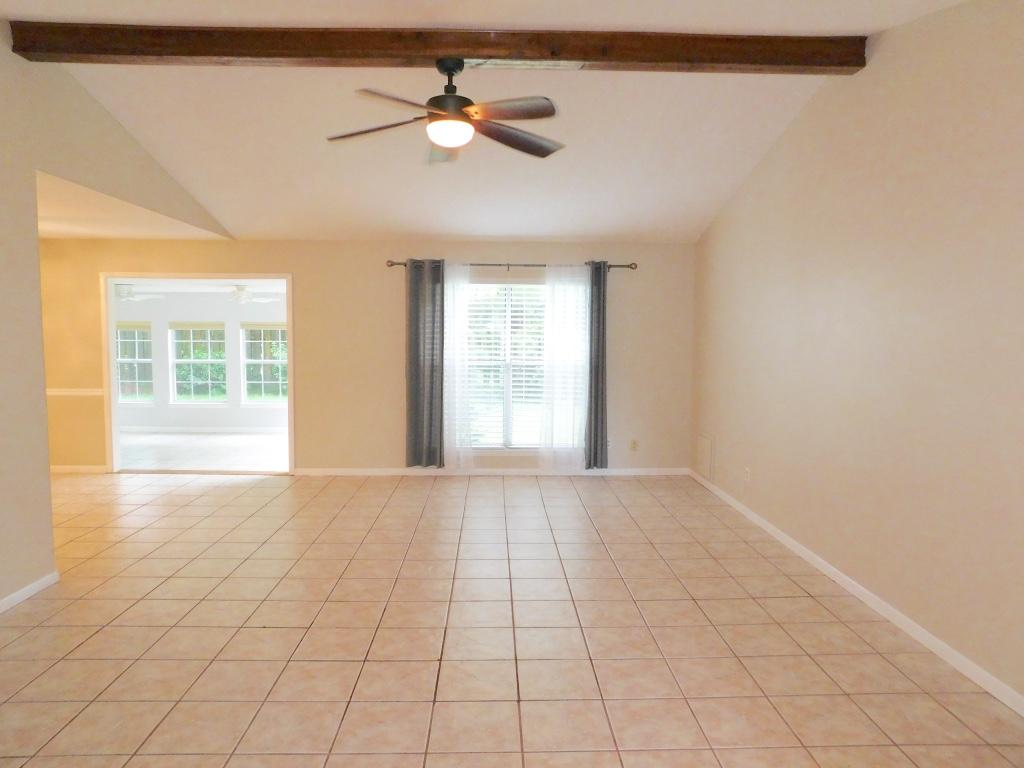 PARKWOOD LANE BLUEWATER BAY - Residential