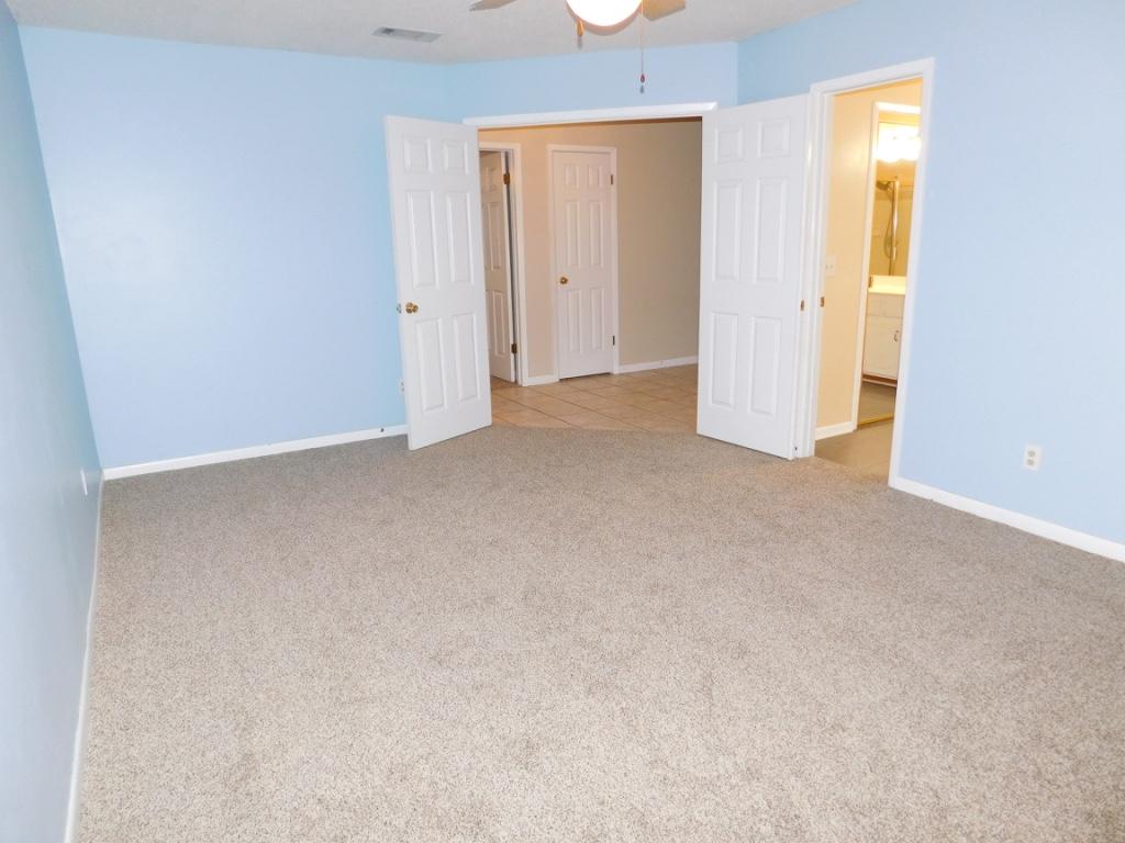 PARKWOOD LANE BLUEWATER BAY - Residential