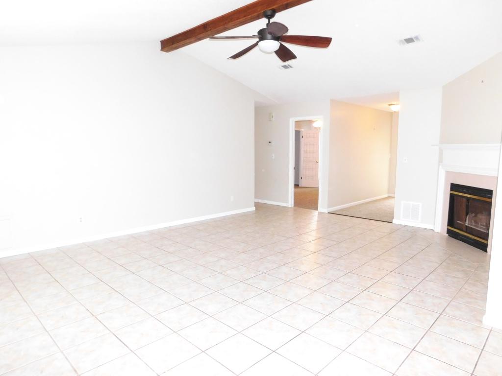 PARKWOOD LANE BLUEWATER BAY - Residential