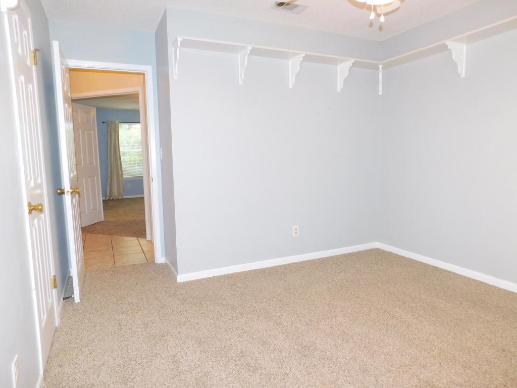 PARKWOOD LANE BLUEWATER BAY - Residential