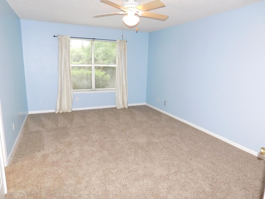 PARKWOOD LANE BLUEWATER BAY - Residential