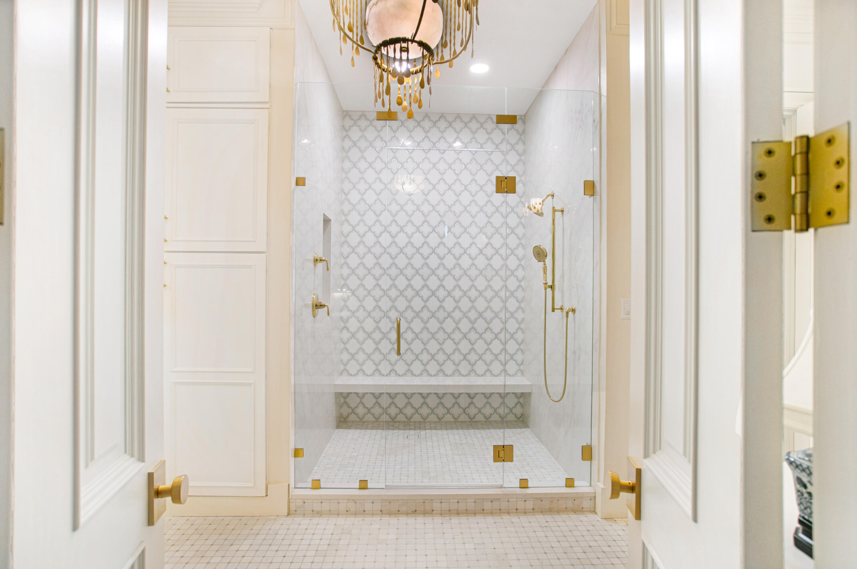 ONE WATER PLACE - Residential