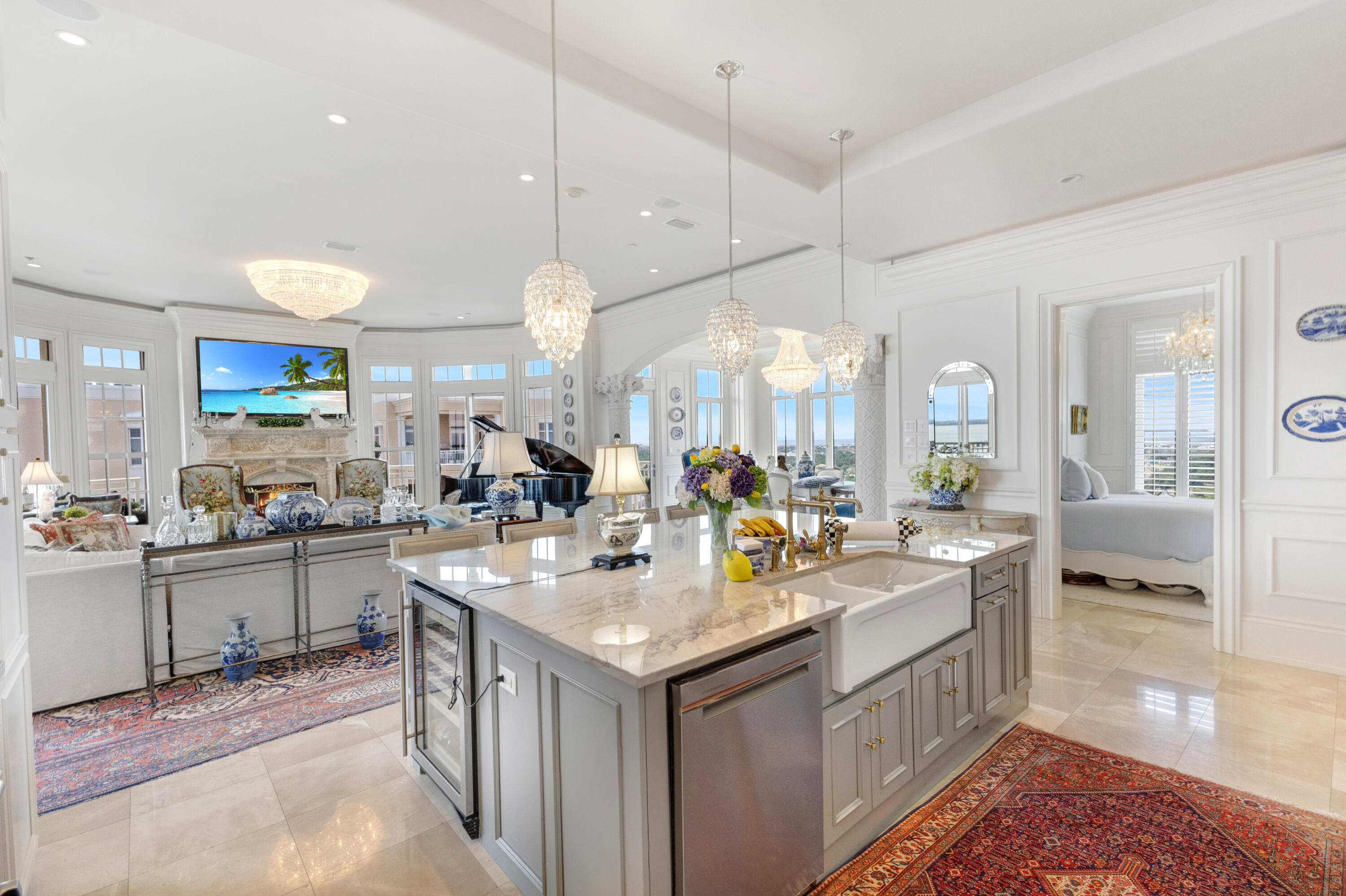 ONE WATER PLACE - Residential