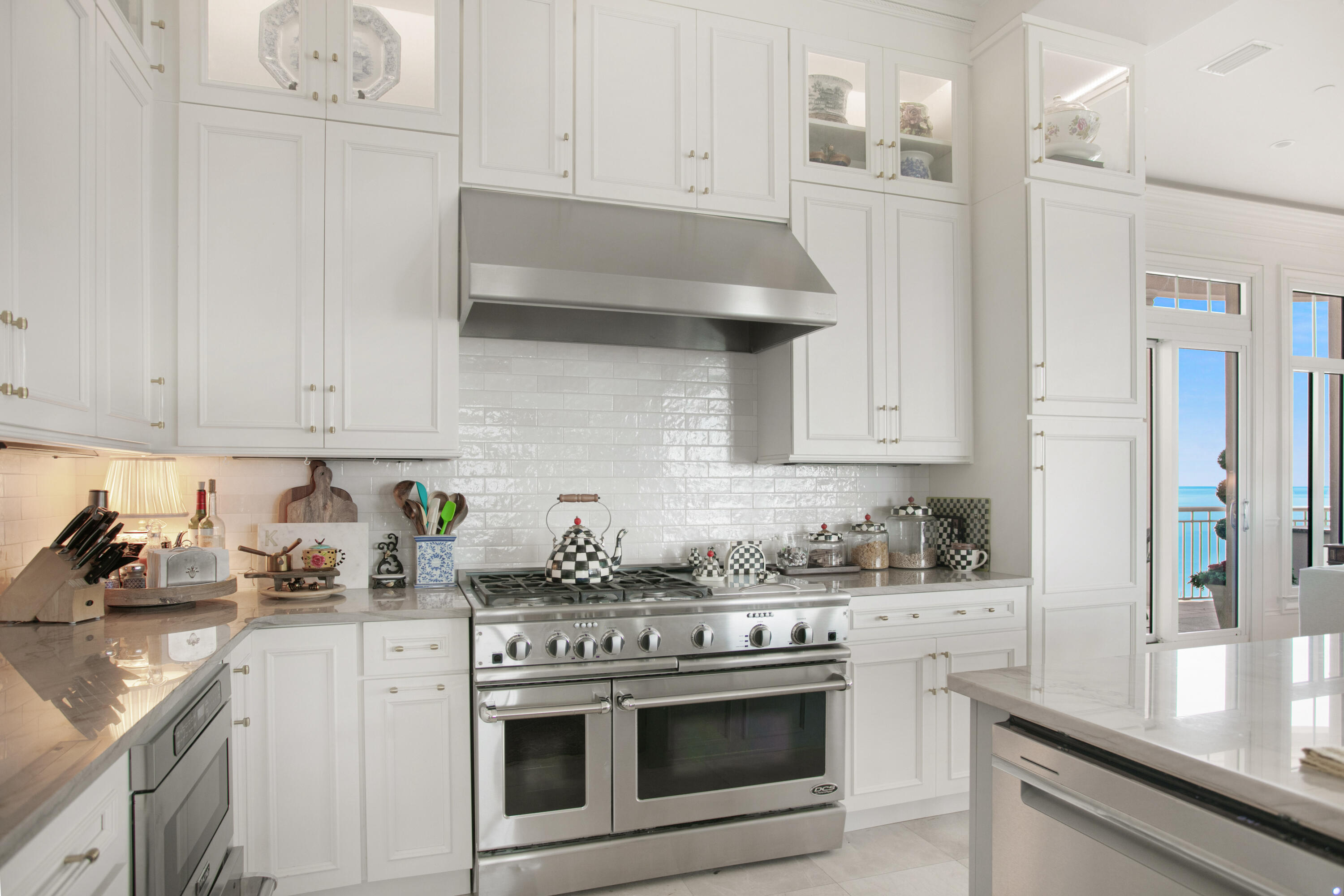 ONE WATER PLACE - Residential