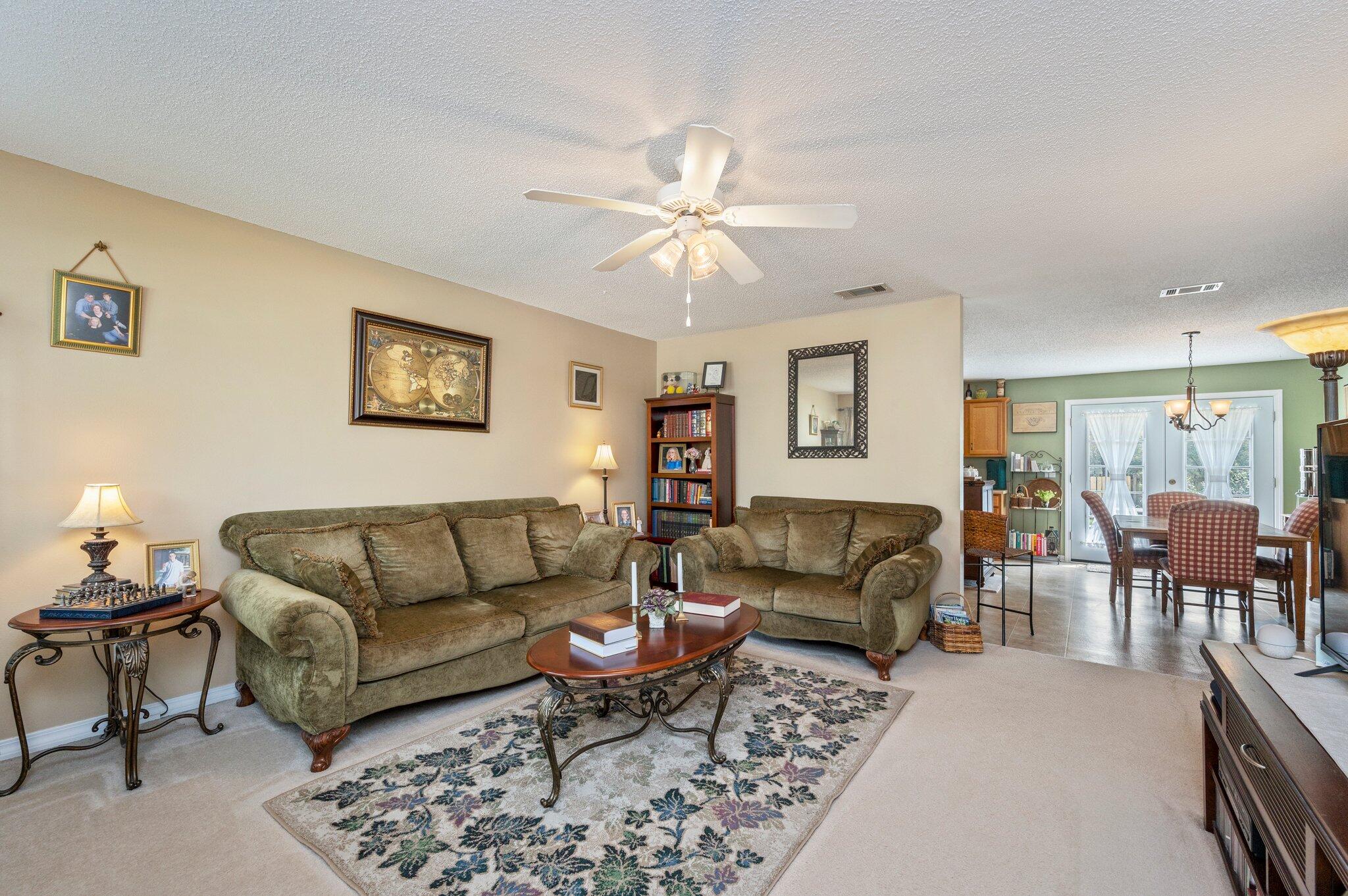 TRIPLE LAKES ESTATES - Residential