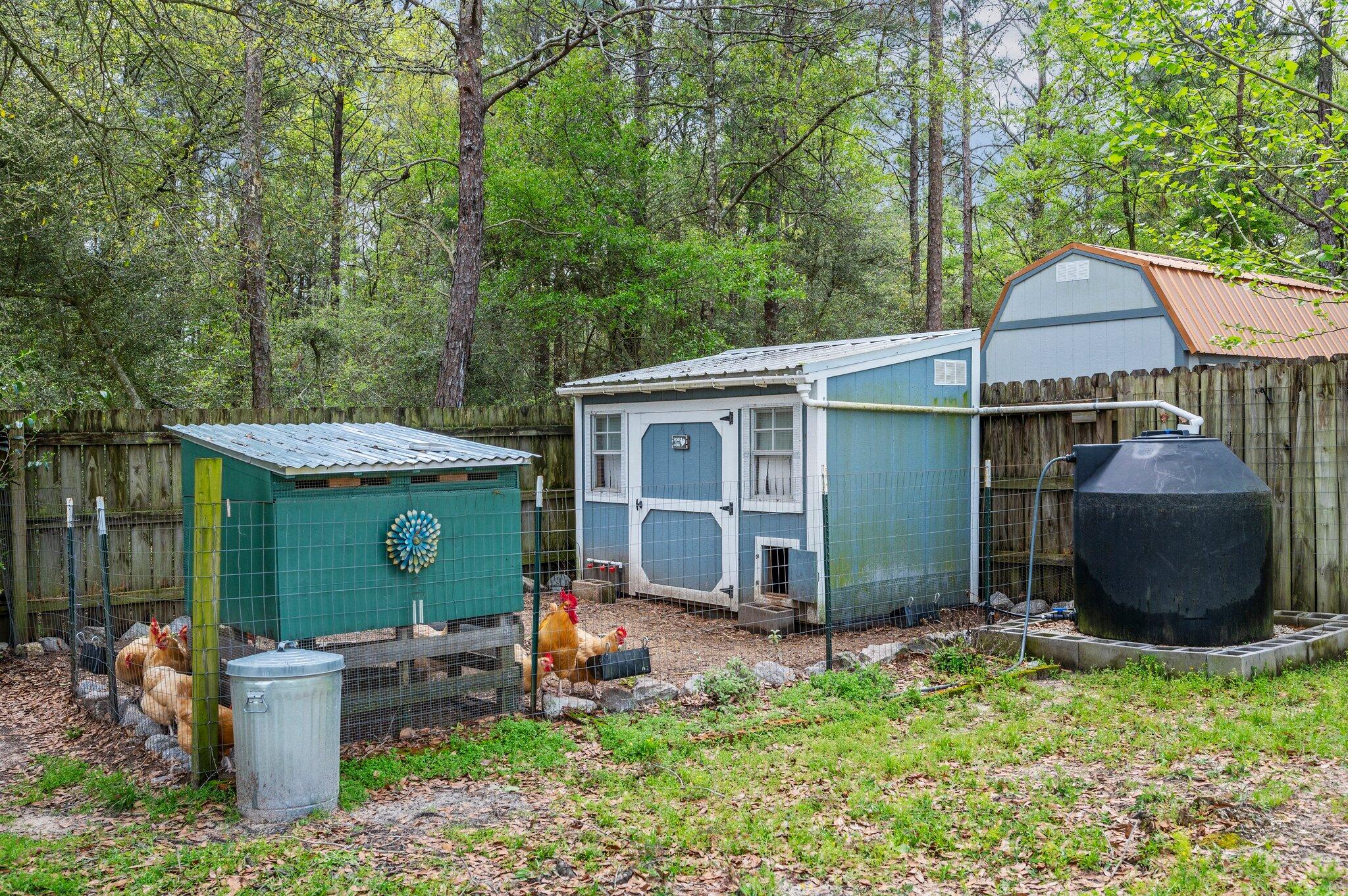 TRIPLE LAKES ESTATES - Residential