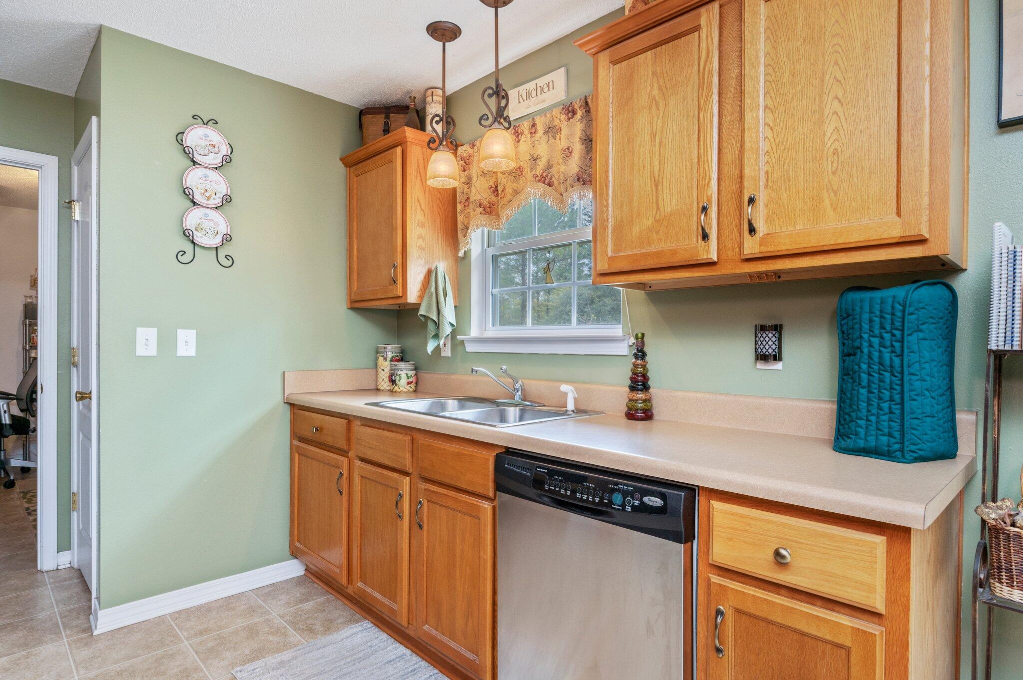 TRIPLE LAKES ESTATES - Residential