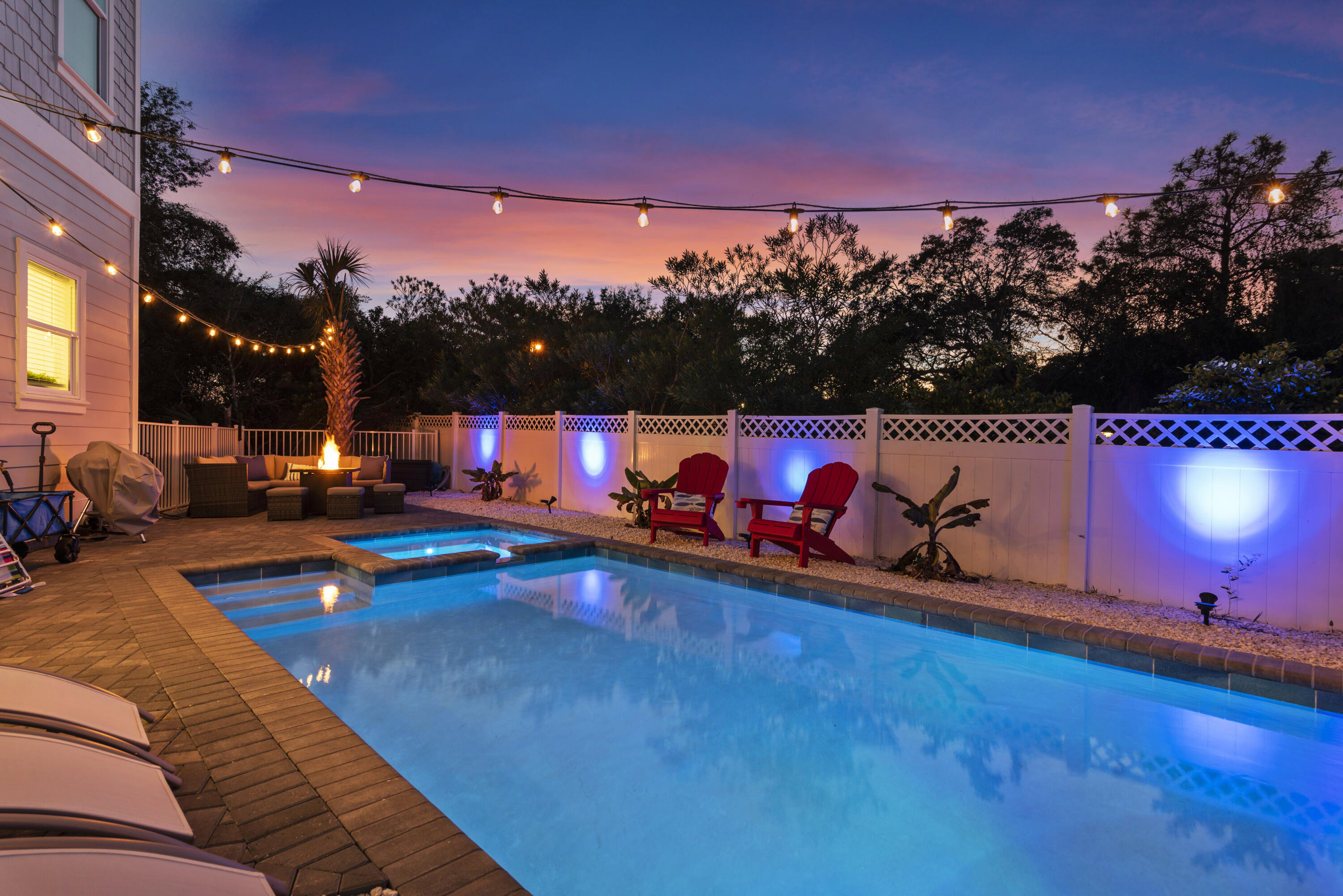 EMERALD WATERS VILLAGE - Residential