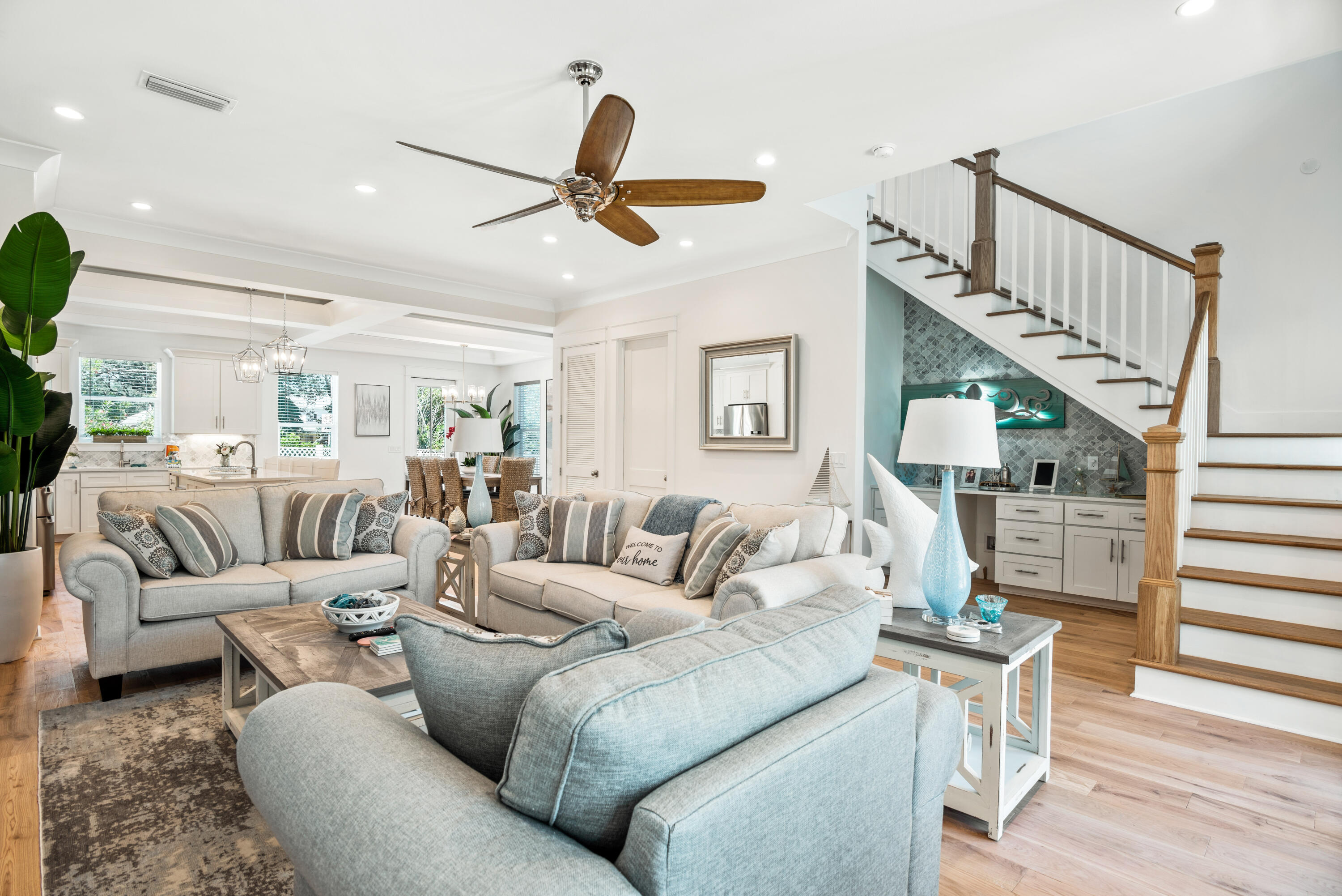 EMERALD WATERS VILLAGE - Residential