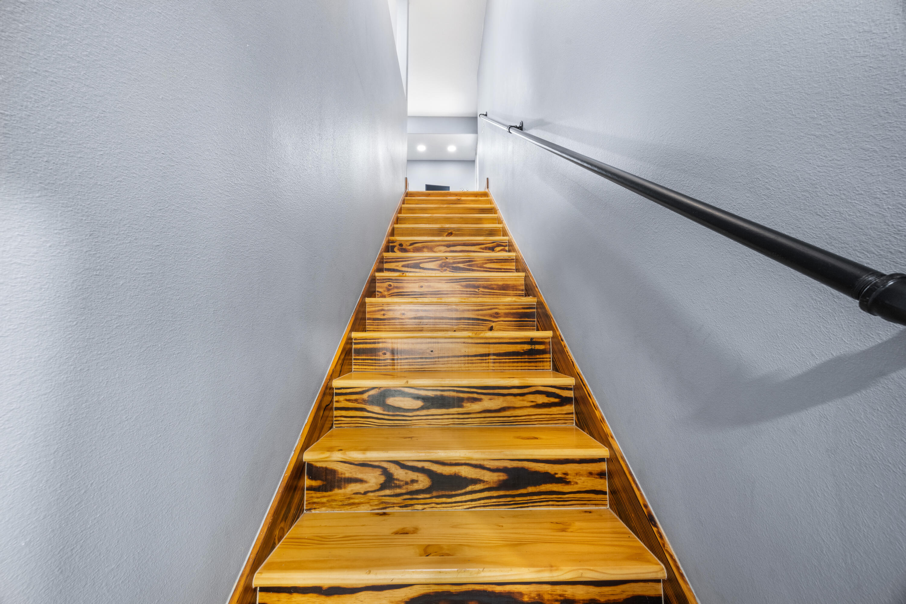 WINGARD ADDN BEG NW - Residential