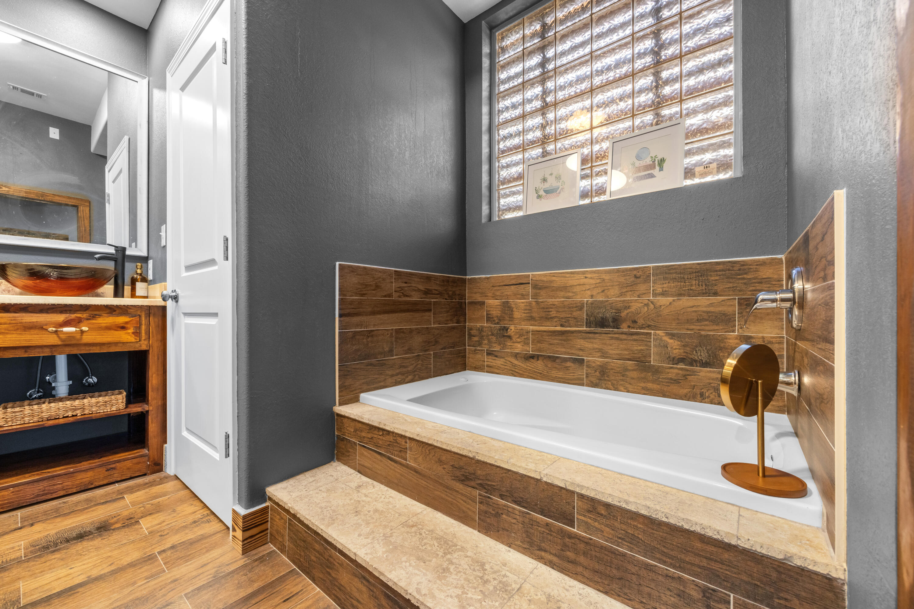 WINGARD ADDN BEG NW - Residential