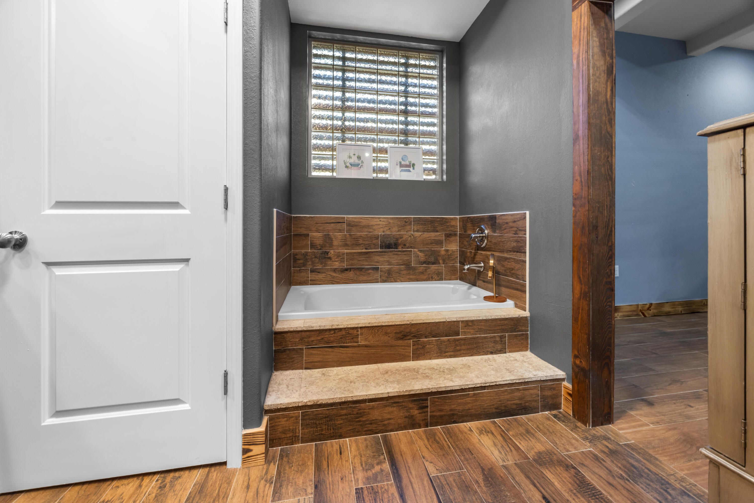 WINGARD ADDN BEG NW - Residential