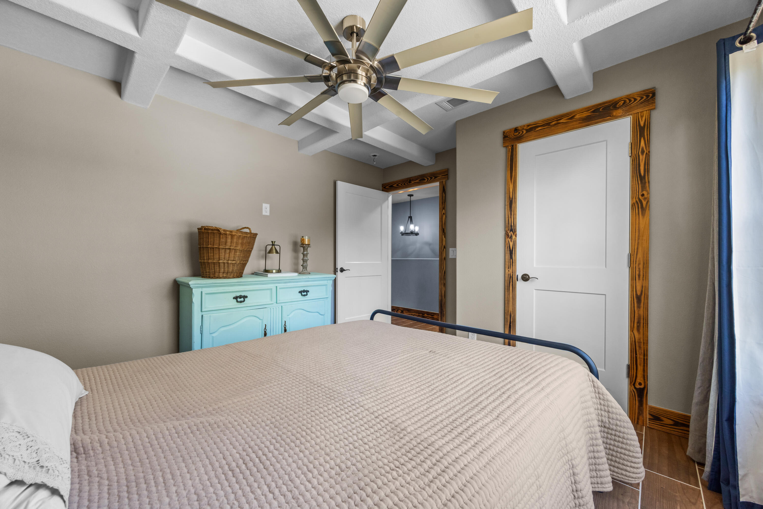 WINGARD ADDN BEG NW - Residential