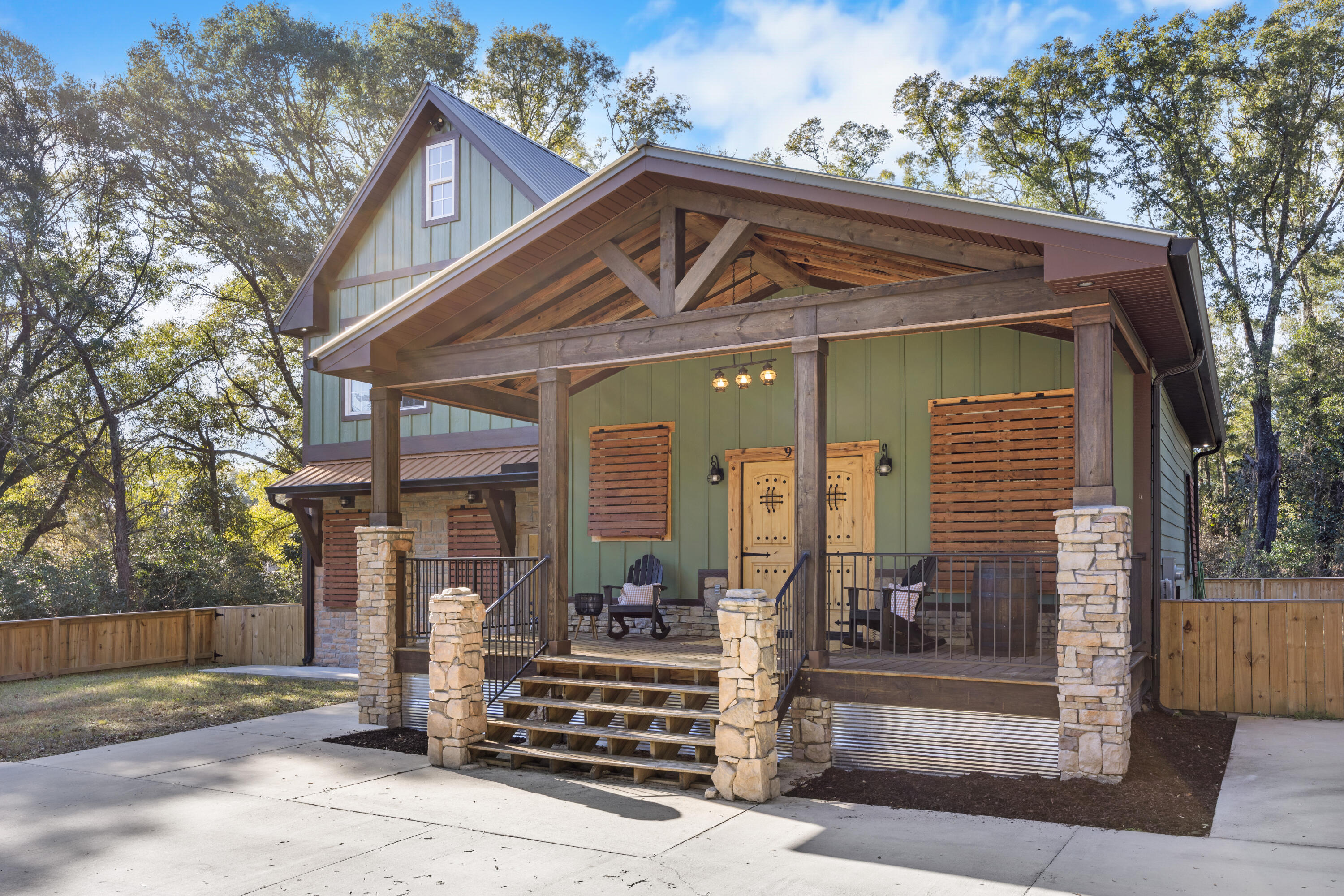 WINGARD ADDN BEG NW - Residential