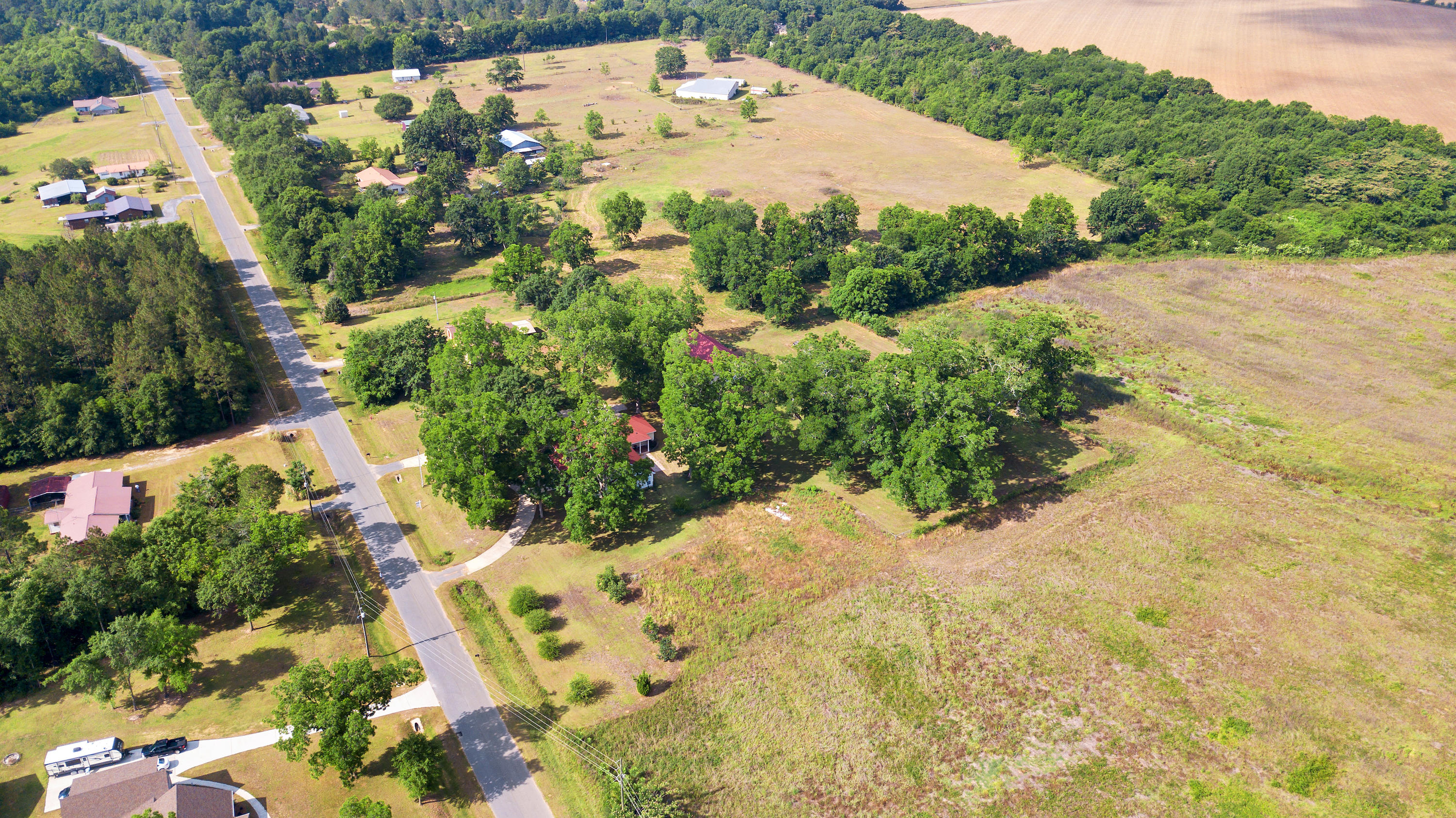 Metes and Bounds- 20 acres - Residential