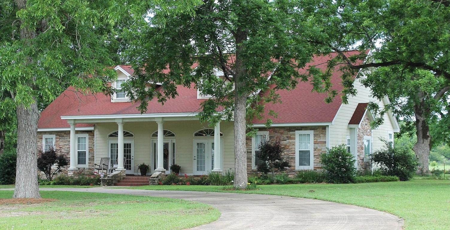 Metes and Bounds- 20 acres - Residential