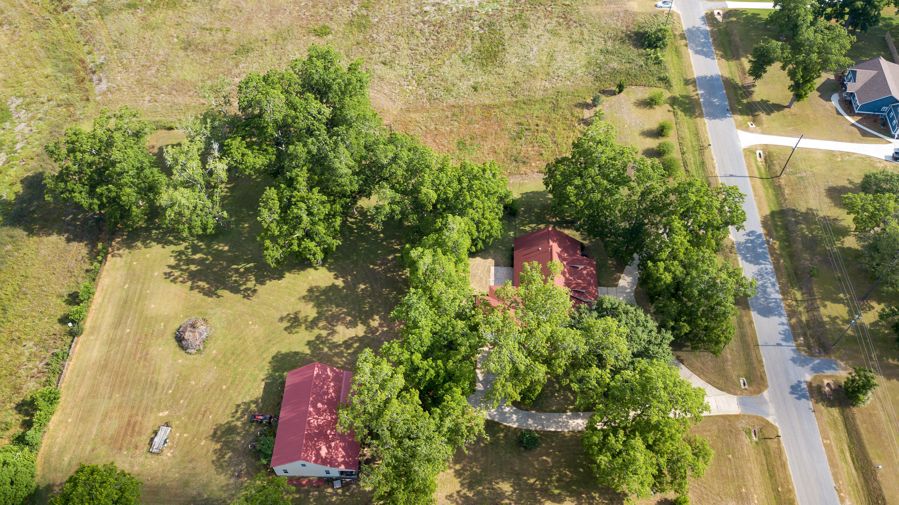 Metes and Bounds- 20 acres - Residential