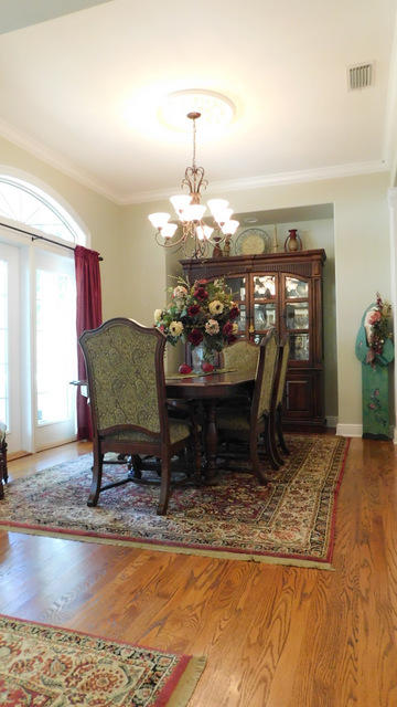 Metes and Bounds- 20 acres - Residential