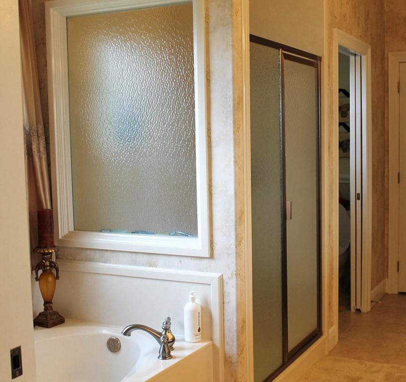 Metes and Bounds- 20 acres - Residential