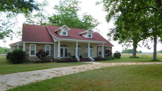 Metes and Bounds- 20 acres - Residential