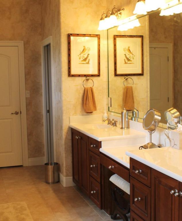 Metes and Bounds- 20 acres - Residential