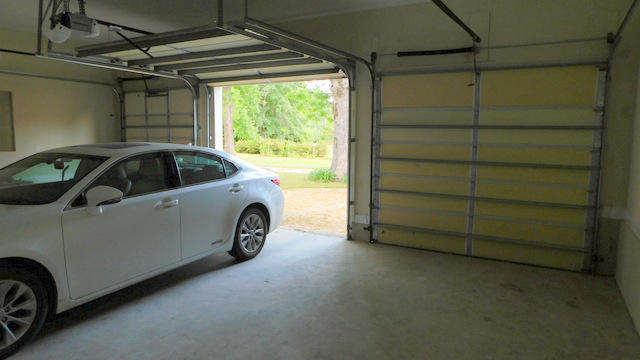 Metes and Bounds- 20 acres - Residential