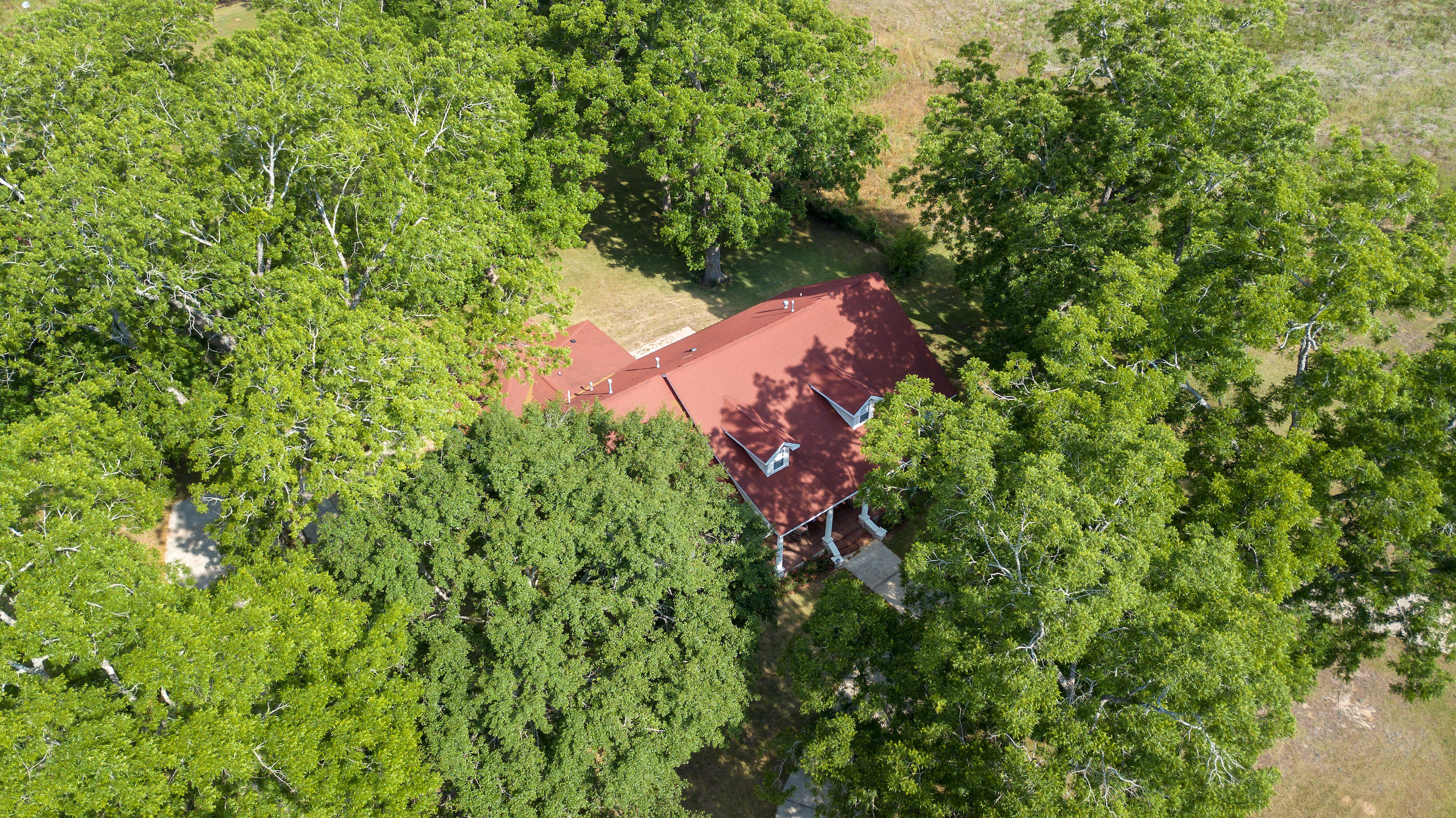 Metes and Bounds- 20 acres - Residential