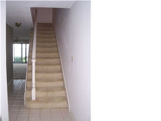 WATER OAKS 4 T/H - Residential Lease