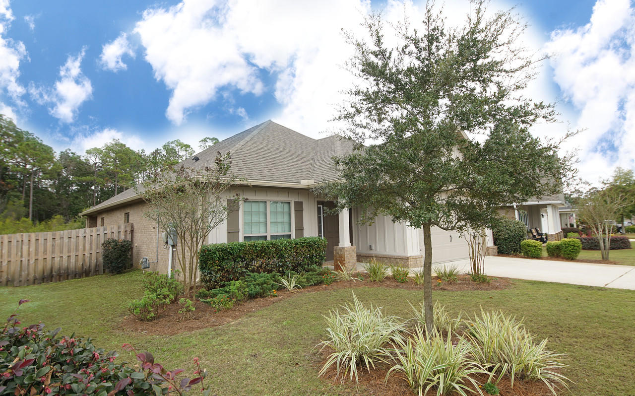 PASSAGES AT HAMMOCK BAY - Residential