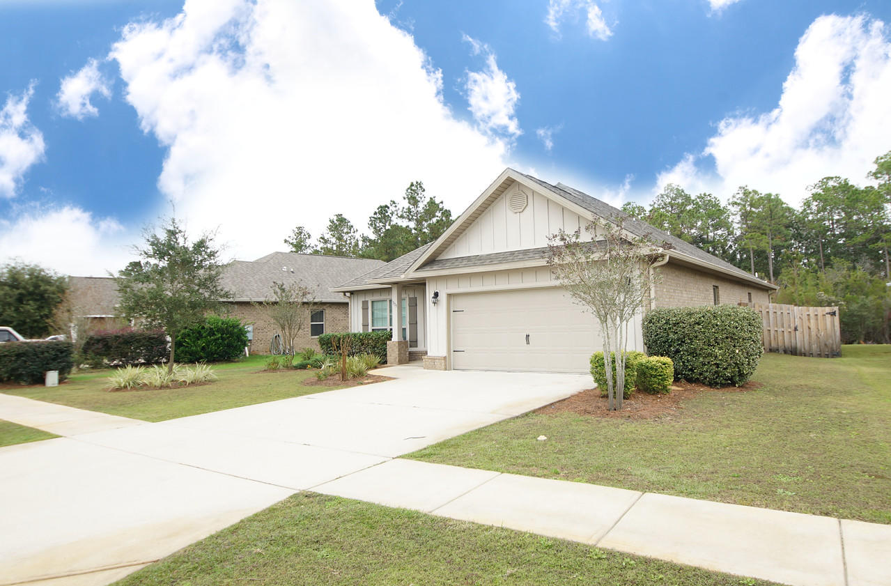 PASSAGES AT HAMMOCK BAY - Residential