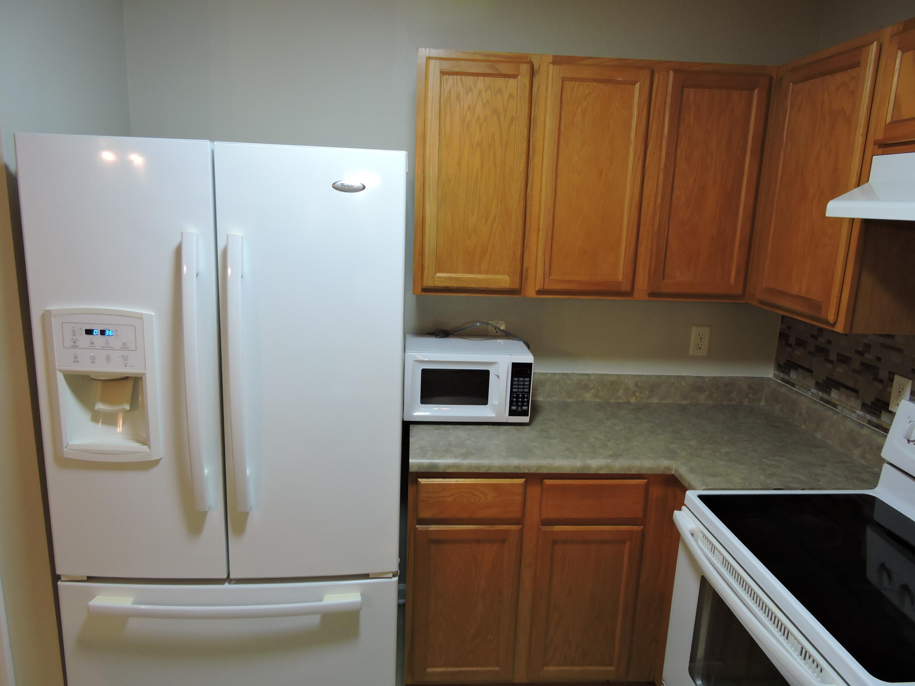 ROLLING PINES - Residential Lease