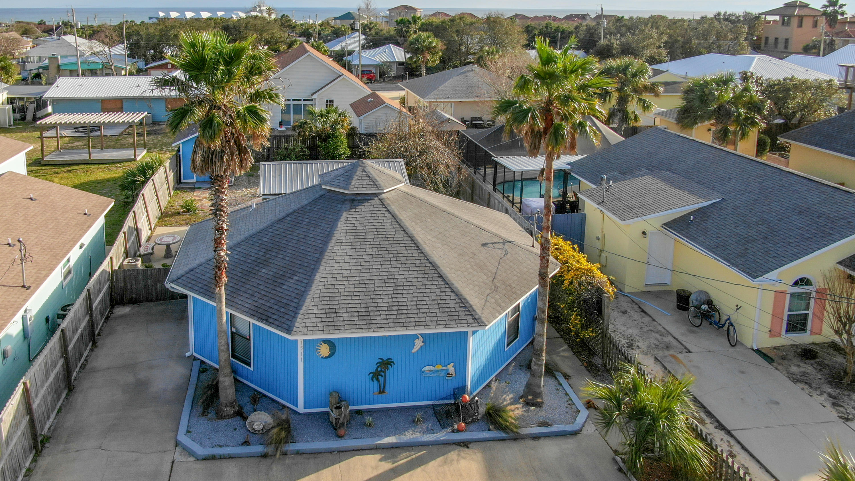 RIVIERA BEACH - Residential