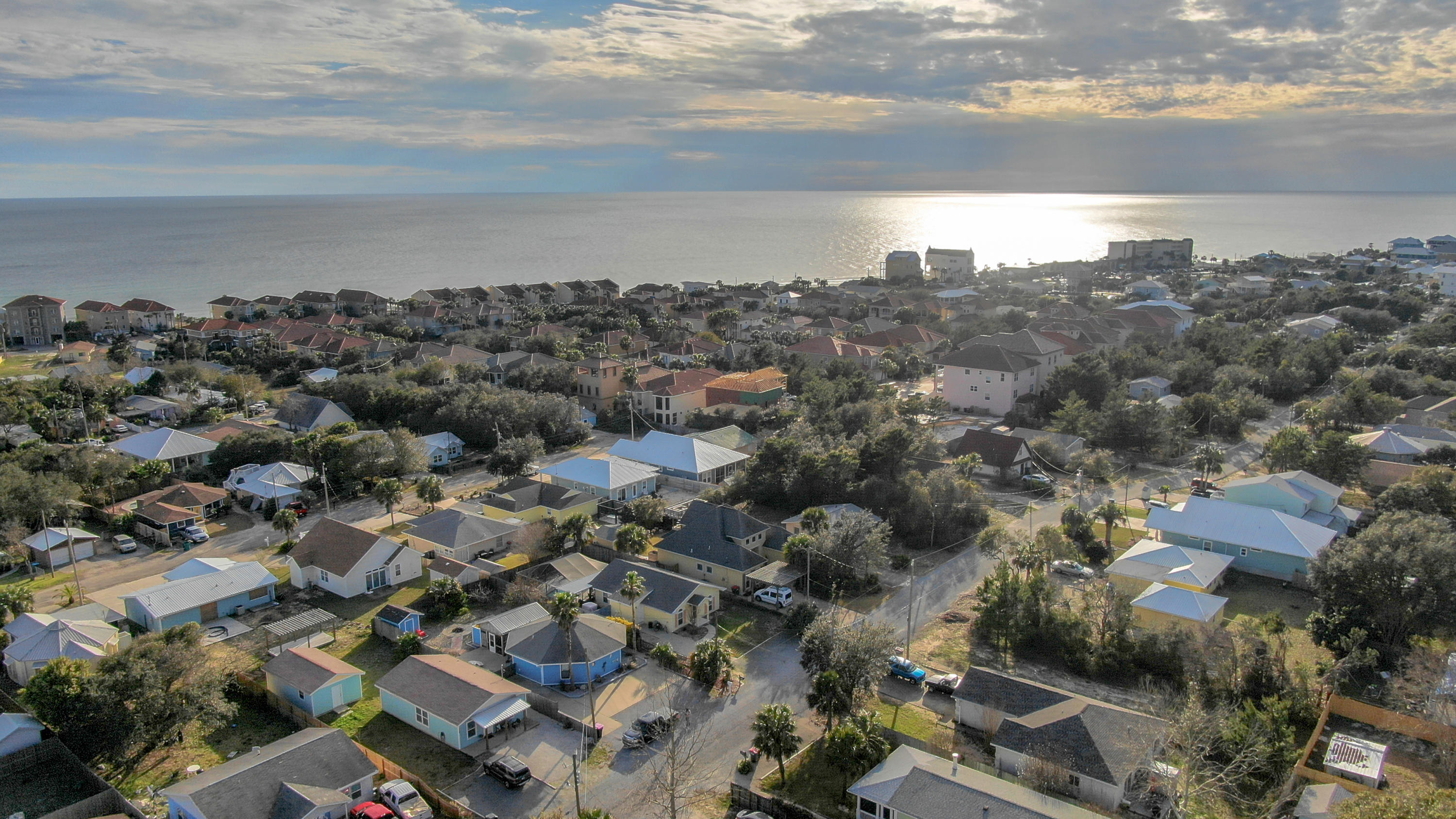 RIVIERA BEACH - Residential