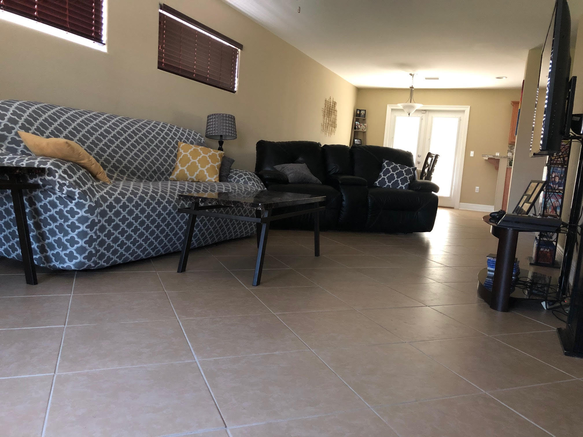 METES & BOUNDS - Residential Lease