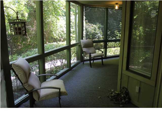 GARDEN OAKS CONDO - Residential Lease