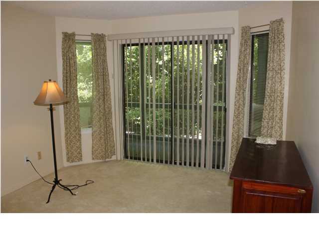 GARDEN OAKS CONDO - Residential Lease