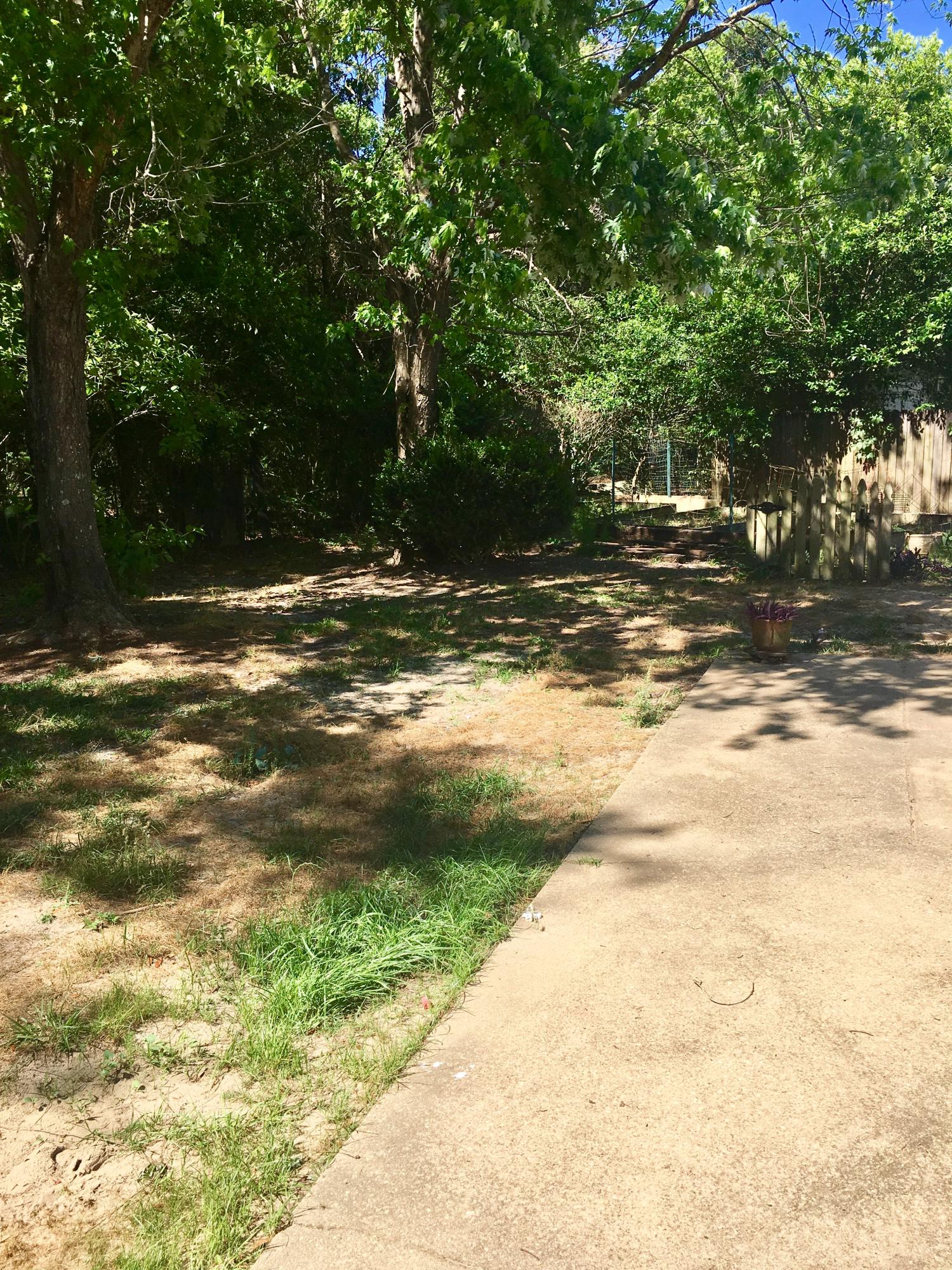 SHERWOOD FOREST - Residential